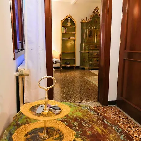 Appartamento Ruga Giuffa Veneza Exterior foto